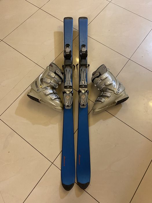 Narty zjazdowe i buty