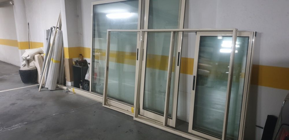 Descrição  das janelas na foto...