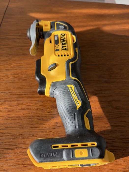 Мультитул реноватор Dewalt DCS356 оригінал