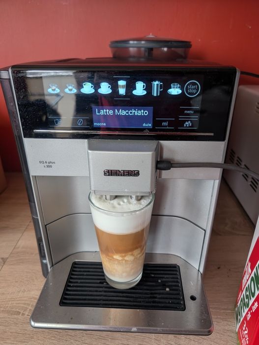 Ekspres Eq6 plus S300