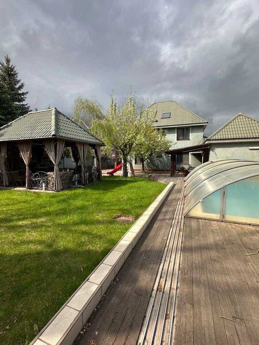 Продаж Сучасного будинку в центрі Кривого Рогу
