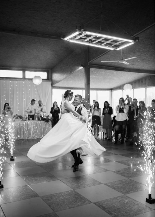 Весільна сукня/весільне плаття