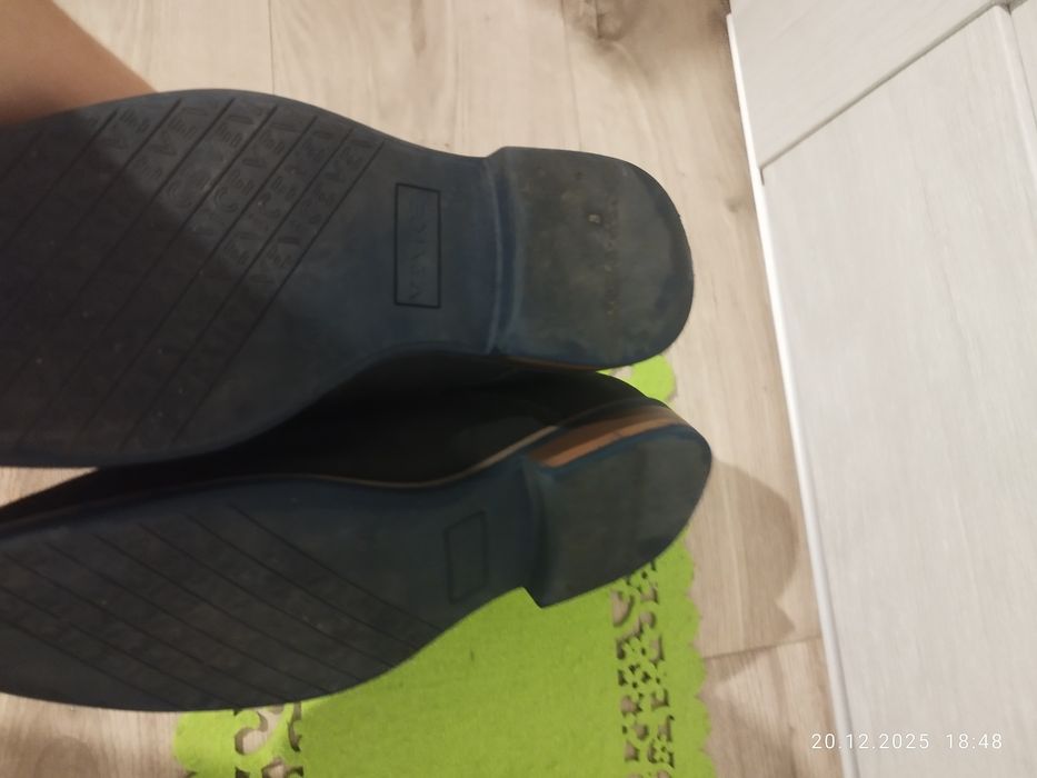 Buty męskie.wizytowe.40