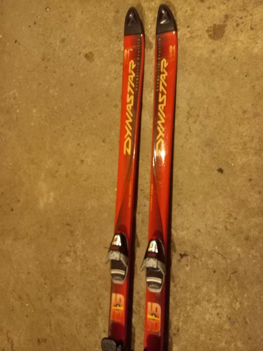 Narty zjazdowe w dobrym stanie 190 cn