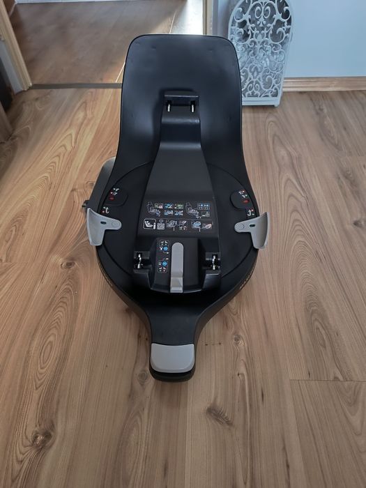 Zestaw fotelików samochodowych MAXI-COSI z bazą obrotową 360°