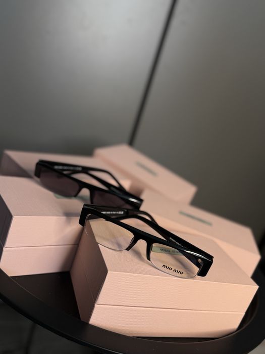 Окуляри miu miu миу миу прозорі і чорні тренд 2026