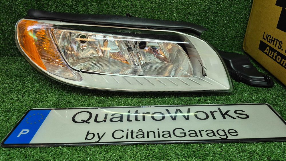 Otica Farol Direito Volvo V70 XC70 S80 Ref. 20-11949-15-2 NOVO