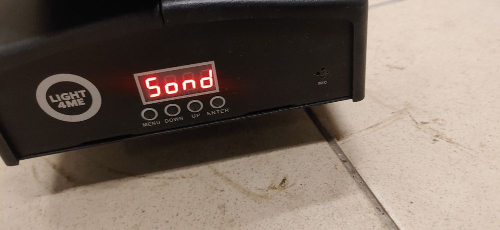 Zestaw kolorofonów na scenę DMX.