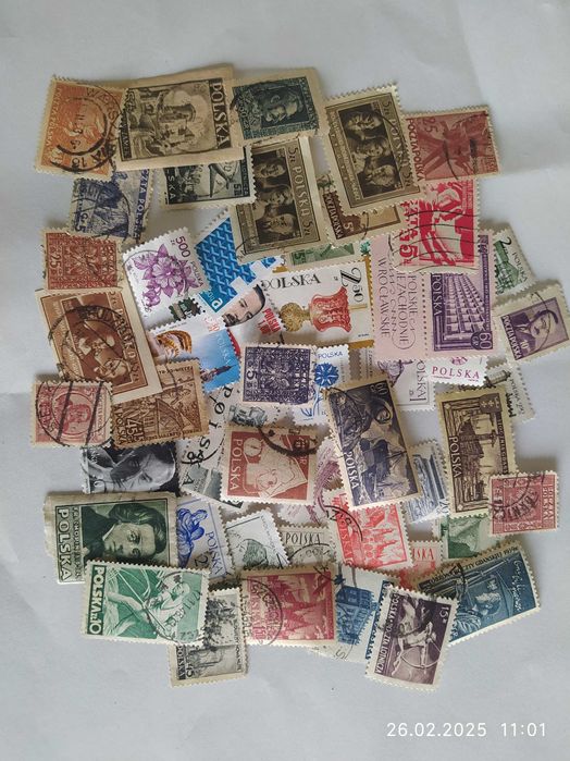 50 polskich znaczków stemplowanych