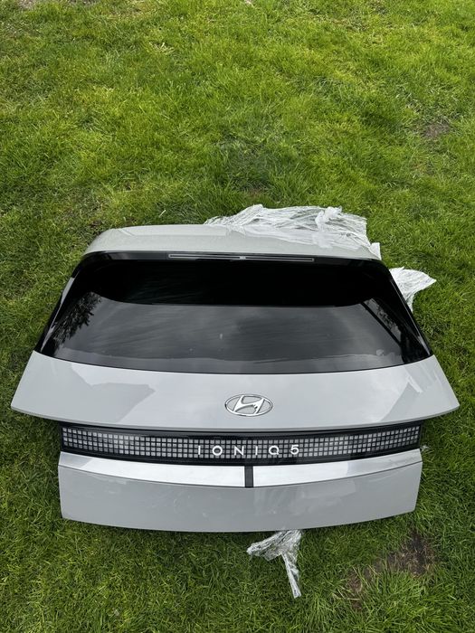 Кришка багажника айонік 5 ioniq5 ляда c5g