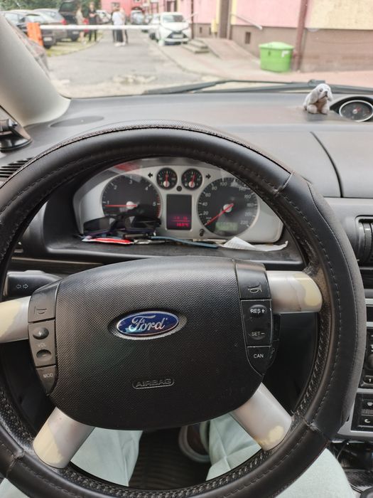 Ford Galaxy, Sharan GHIA