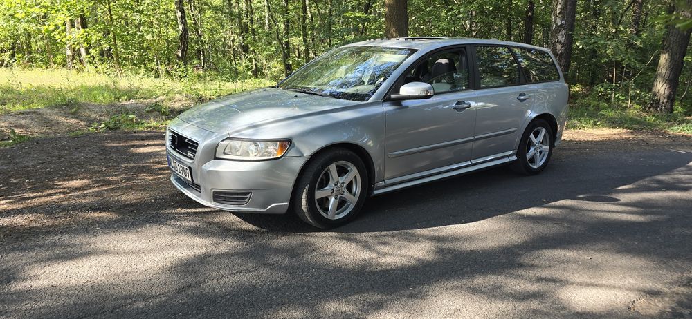 Volvo V50