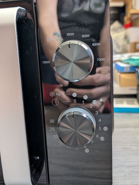 Мікрохвильова піч Ambiano 700W (нова)