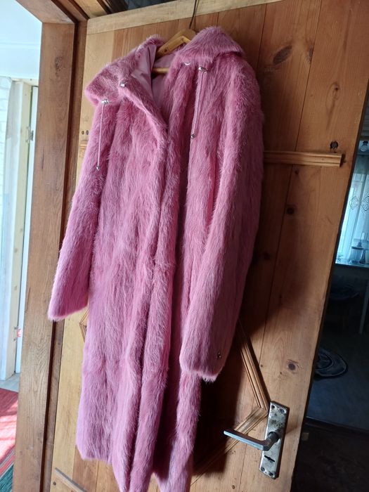 Продам шубу .натуральне хутро