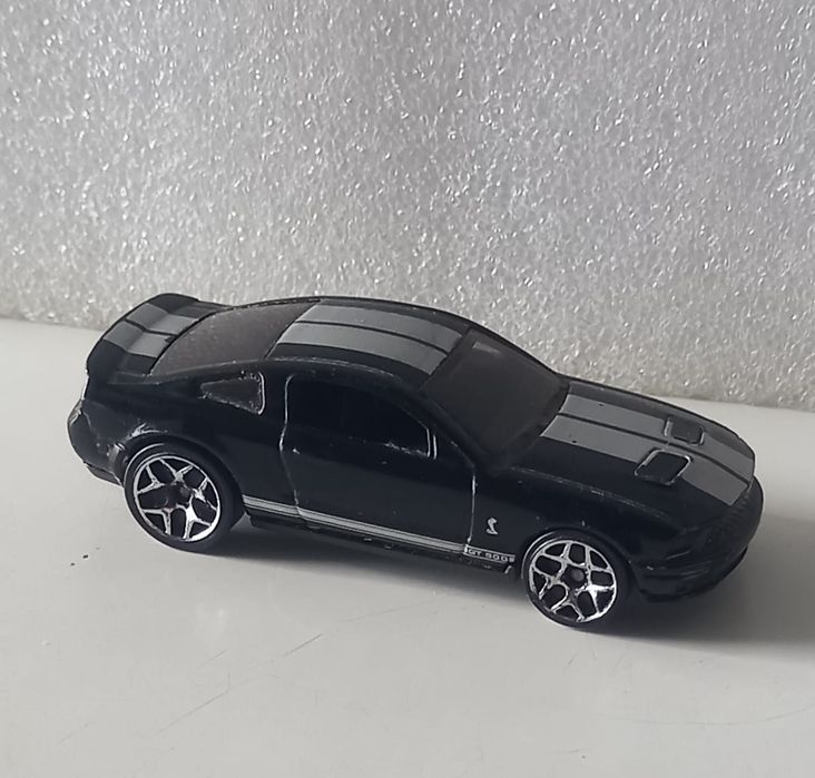07 shelby GT500 hot wheels