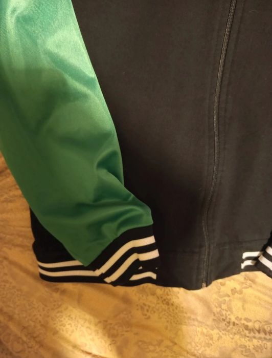 Sprzedam bluzy dla chłopca rozmiar 164 stan bardzo dobry