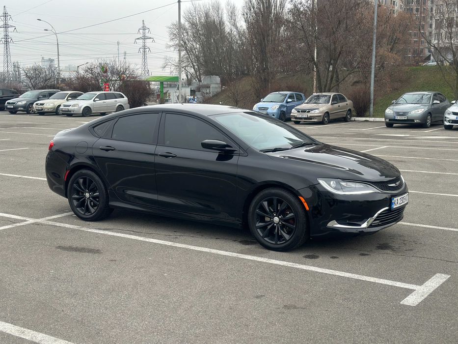 Chrysler 200S 3.6 2015 газ/бенз