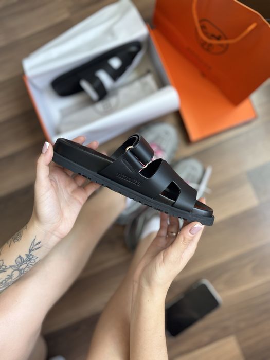 Жіночі тпочки Hermes Chypre Slippers Black Brown Pink