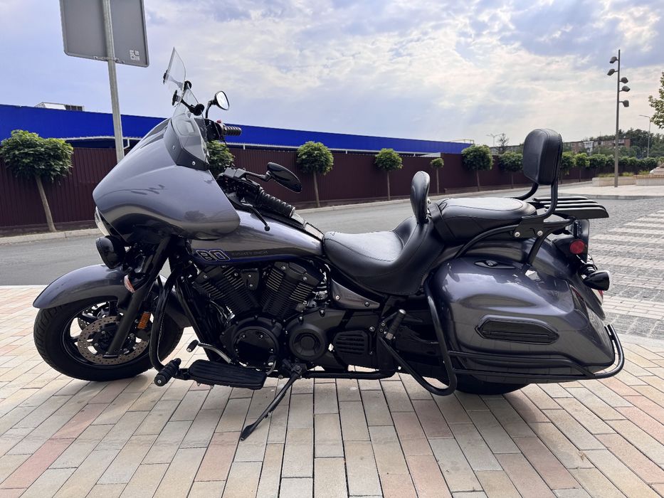 Yamaha XVS 1300 2015 рік.