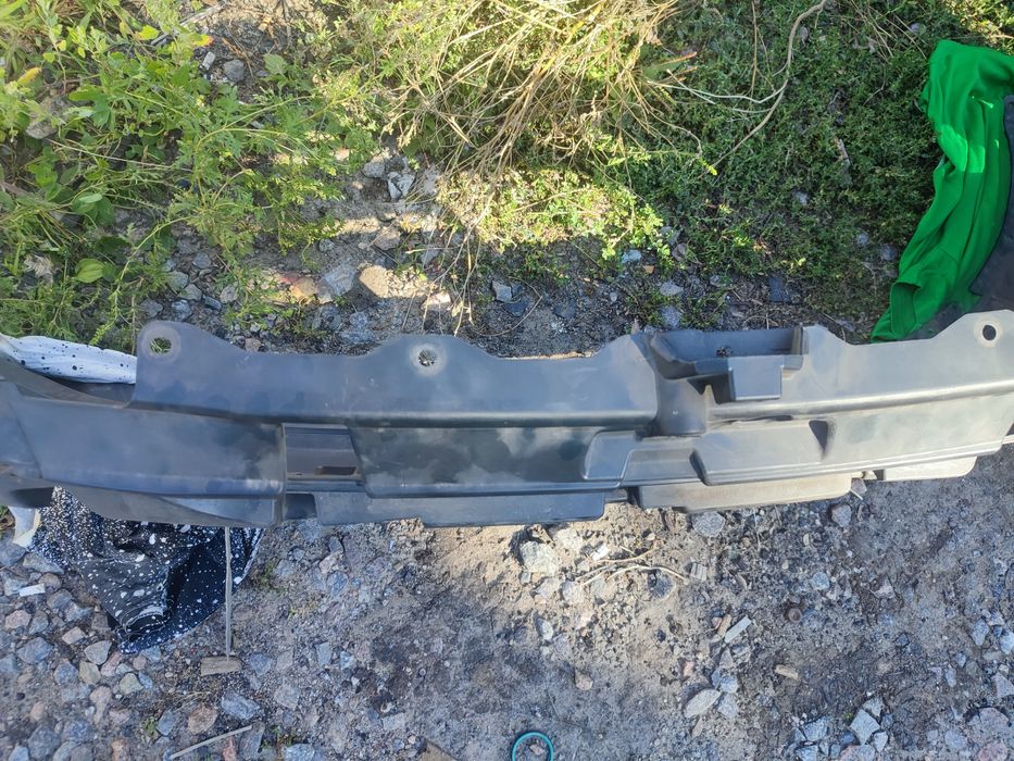 Mitsubishi Outlander 3 половина бампера правая