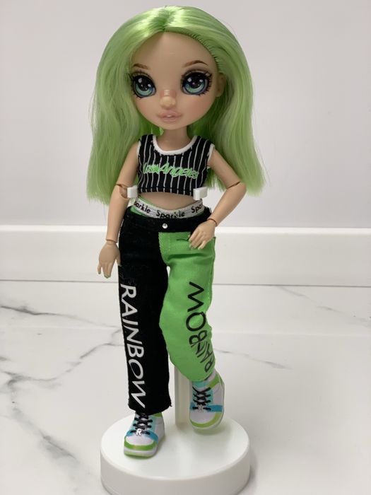Lalka rainbow high junior zielona Jade Hunter mala small doll