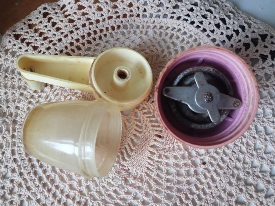 Кофемолка ручная мельница для специй