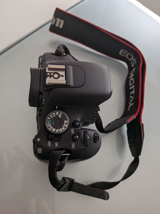 Canon EOS 600D (corpo)