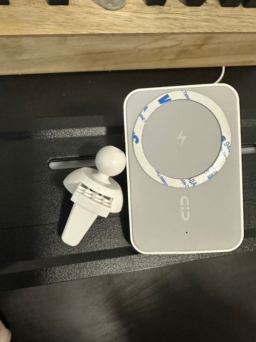 Suporte para telefone.