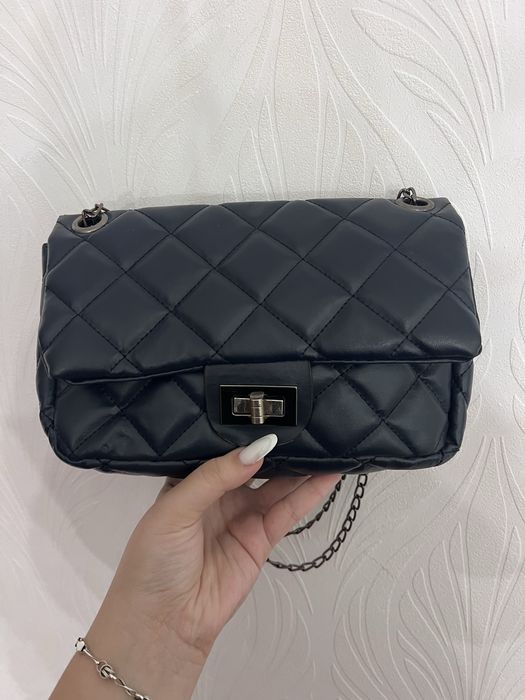 Сумочка жіноча