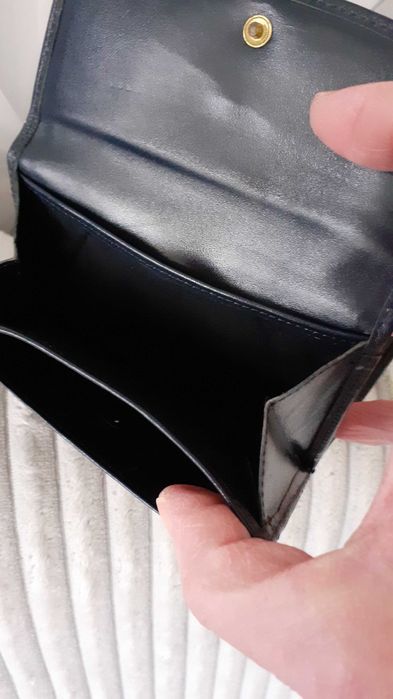 Mały portfelik skórzany