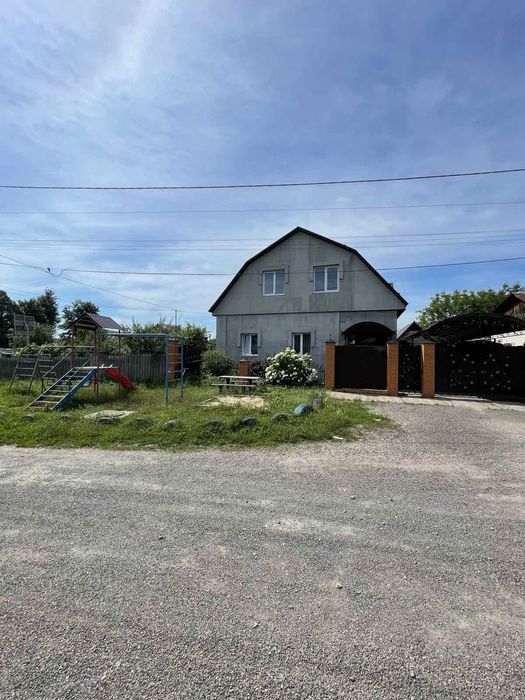 Продам будинок, р-н 6-ї школи