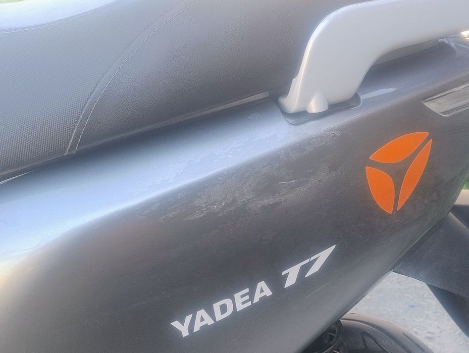 Продаж електромопеда