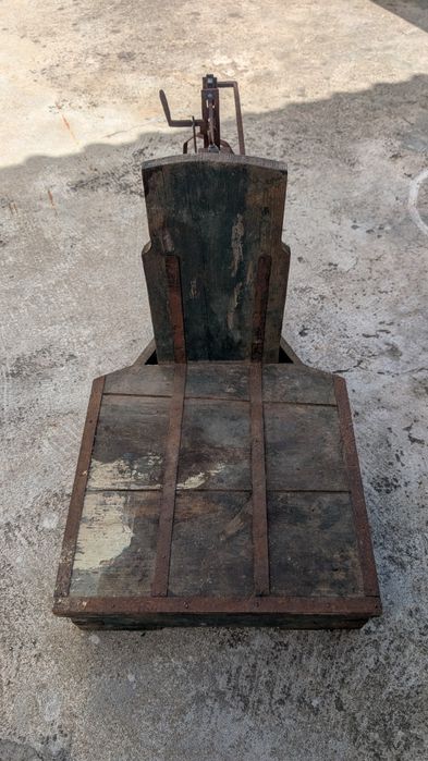Balança antiga de 150kg