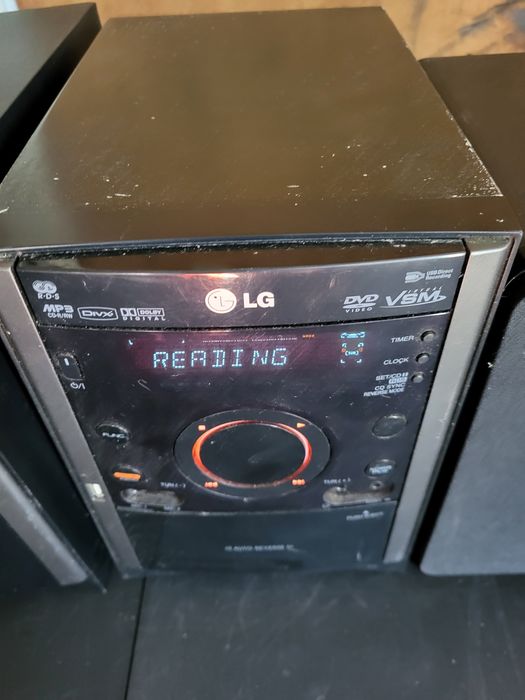 Wieża stereo LG XD-123 sprawna