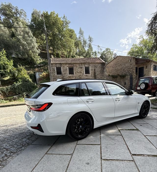 BMW 330e line sport foto 4