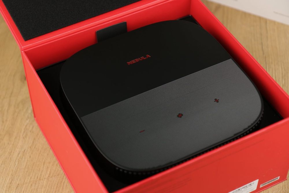 Anker Nebula Vega Ful HD HDR10+  Praktyczny i przenośny