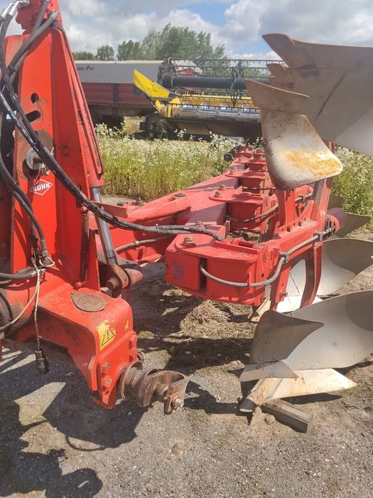 Kuhn multi master 152 Pług 5 (4+1) skibowy obrotowy