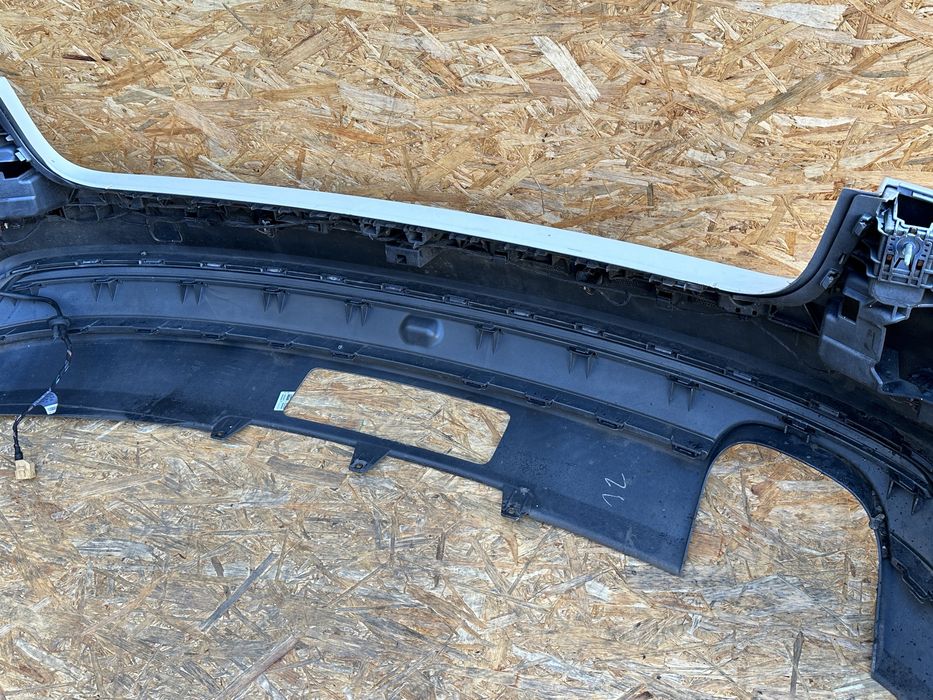 AUDI A4 B8 LIFT SLINE LY9C Avant Zderzak tył tylny Dyfuzor PDC Hak