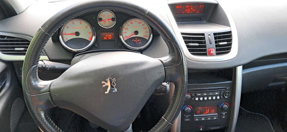Peugeot 207 1.6 2008r