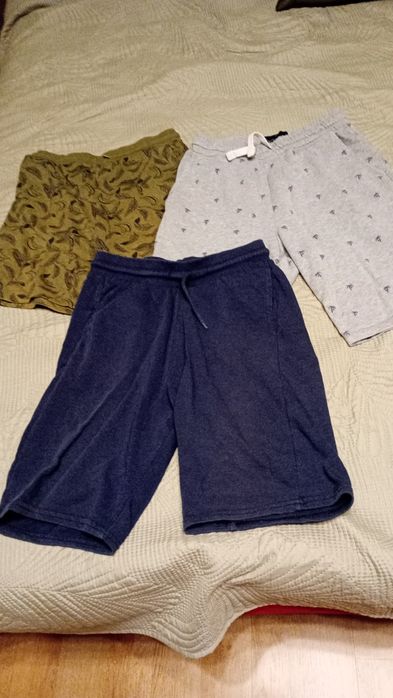 Zestaw trzech sztuk spodenek 170 cm