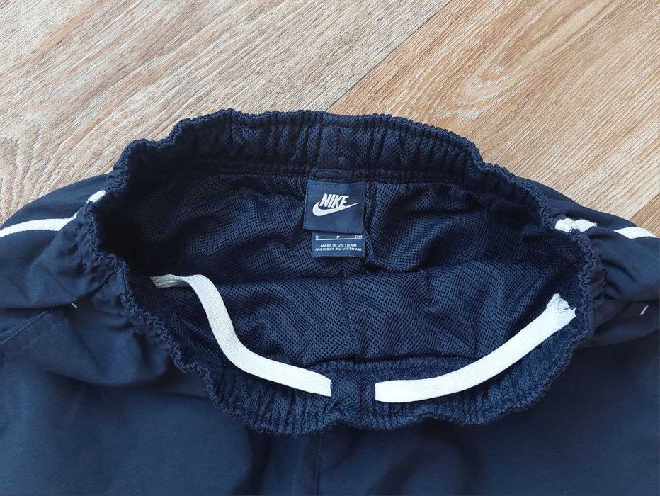 Винтажные спортивные штаны Nike