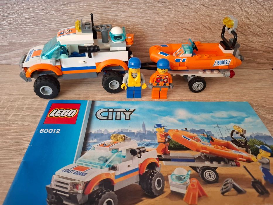 LEGO City 60012 Wóz terenowy i łódź nurków