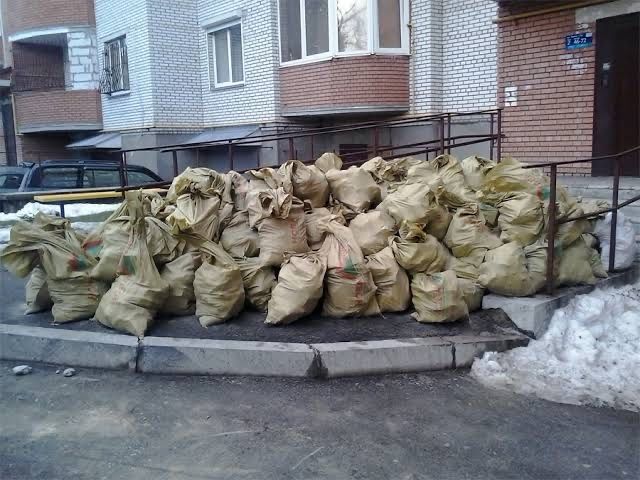 Вивіз ТПВ Львів | Вивіз сміття, меблів та будівельних відходів | Розчистка квартир | Утилізація | Вантажне таксі Вивіз сміття Львів |