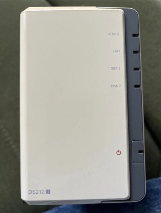 NAS Synology DS212j