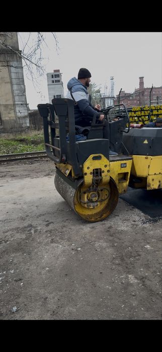 Асфальтирование в Одессе. Укладка асфальта и ямочный ремонт