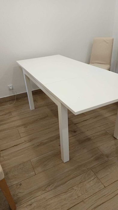 Mesa de jantar + cadeiras Ikea