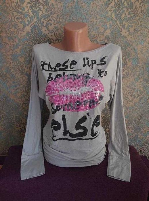 Стильная кофта реглан с принтом