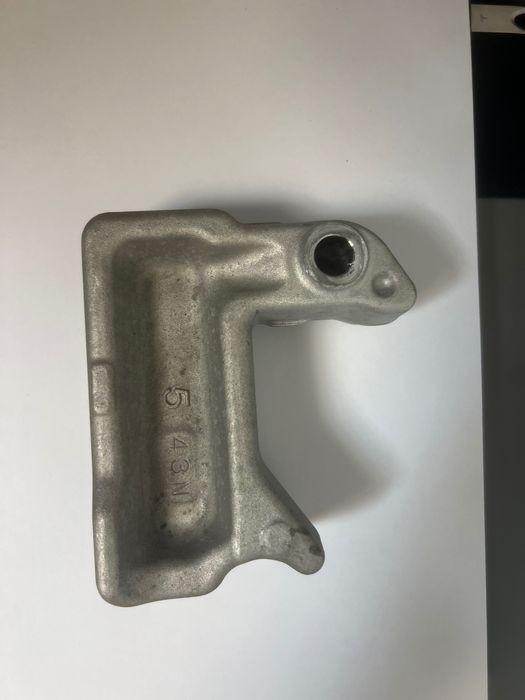 Кронштейн підсилювача переднього бампера для автомобіля Tesla Model Y.