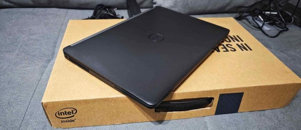 COMPUTADOR PORTÁTIL DELL 8G DDR4, I5 6TH, armazenamento ssd.