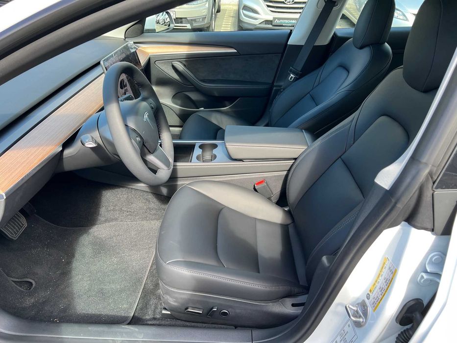 Wynajem Tesla 3 LR 2023 - AUTOTECHNIKUM -